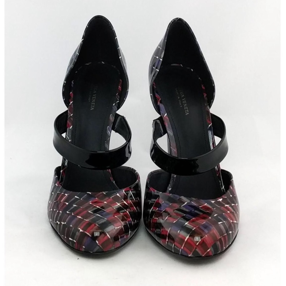 Bottega Veneta Patent Leather Pumps - Picture 2 of 3